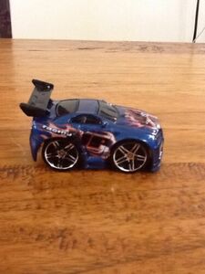 HOT WHEELS OUT-A-LINE BLUE NP RACING 2003 海外 即決