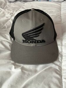 Honda Hat Embroidered Gray (One Spot Otherwise It’s Brand New) 海外 即決