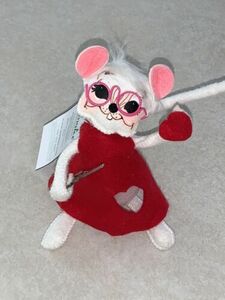 Annalee Doll Valentines Day Cute and Crafty Girl Mouse 6” NWT 海外 即決
