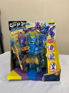 Heroes of Goo Jit Zu Deep Goo Sea King Hydra Figure with Triple Attack 3 in 1 海外 即決