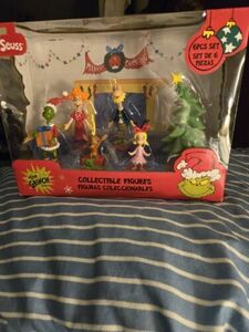 Dr. Seuss How The Grinch Stole Christmas 6 Collectible Figures Set NEW 2021 海外 即決
