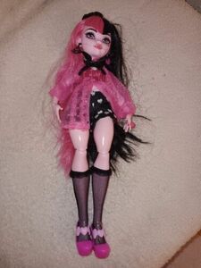 Monster High "Draculaura" Doll 海外 即決