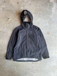 Arc'teryx Gore-tex XCR Black Jacket Made in Canada Size L 海外 即決