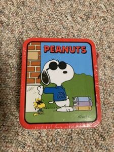 NEW SEALED Peanuts Snoopy “Joe Cool” Mini Vertical Carrying Case with Strap 海外 即決