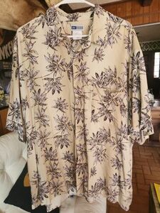 Vintage Untied Hawaiian Men's Floral Button Up Flower 100% Silk Size-2XL 海外 即決