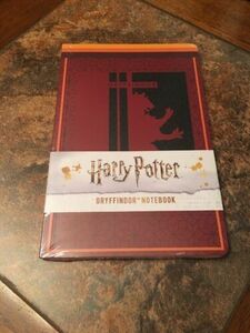 NEW! Loot Crate Back Gryffindor Notebook 海外 即決
