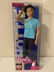2009 Barbie KEN Fashionistas Hottie 100+ Poses Articulated Doll T3188 New in Box 海外 即決