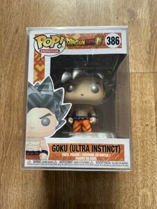 Dragon Ball Super Goku Ultra Instinct Form Funko Pop #386 with Protector 海外 即決