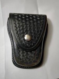 AKER Black Basketweave Leather Handcuff Case 501 海外 即決