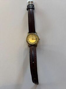 Ladies Citizen Quartz Leather Band Watch With New Battery 海外 即決