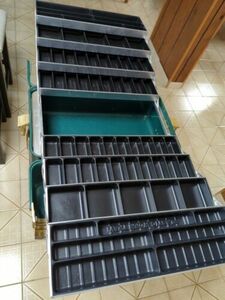 Vintage Green Large UMCO 3000 U Tackle Box Possum Belly 8-tray NO BURNS Old NICE 海外 即決