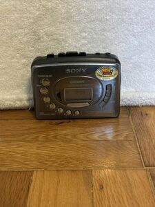 1997 Sony WM-FX465 Walkman Tape & AM/FM Player. Only Radio Works FREE SHIP 海外 即決
