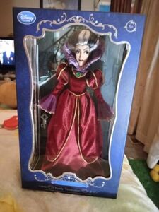 Disney Store Limited Edition Lady Tremaine 海外 即決