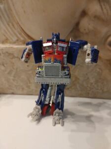 Optimus Prime Dark of the Moon Deluxe Transformers figure 海外 即決
