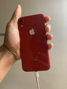 Apple iPhone XR - 64 GB - Red (Unlocked) (Dual SIM) 海外 即決