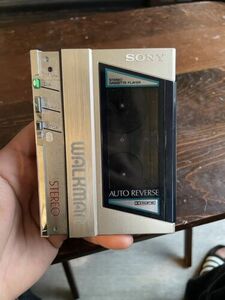 Rare Sony Walkman WM-10RV Portable Cassette Player - Champagne With case 海外 即決