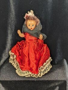 Antique Doll With Red Frill Dress 海外 即決