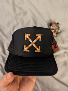 VIRGIL ABLOH X MCA FIGURES OF SPEECH ARROWS TRUCKER HAT 海外 即決