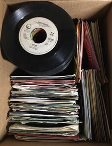 Bulk Lot Of 150-ish 7” 45 RPM Records Crafters Craft Projects 海外 即決