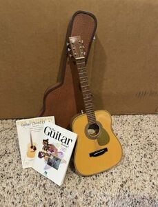 American Girl Doll real guitar set with case, Strap, And Books retired 2017 海外 即決