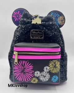 Loungefly Minnie Mouse Main Attraction December Backpack Finale Castle Fireworks 海外 即決