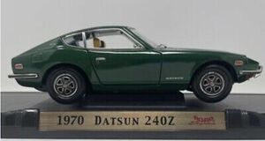 Road Signature 92528 1:18 Green 1970 Datsun 240Z Die-Cast Metal Deluxe Edition 海外 即決