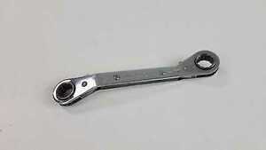 Blue Point Snap-On Offset Ratcheting Box Wrench 12 Point RYA 1618 1/2" X 9/16" 海外 即決