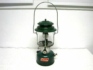 1966 Coleman Sunshine of the Night 220F Green Double Mantle Lantern w/Orig Pyrex 海外 即決