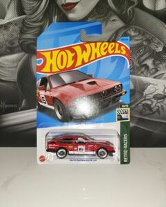 HOT WHEELS 2023 RETRO RACERS ALFA ROMEO GTV6 3.0 NEW B12 海外 即決