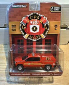 1:64 Greenlight - FIRE & RESCUE 2 - Chevrolet Silverado Z71 Philadelphia PA Fire 海外 即決