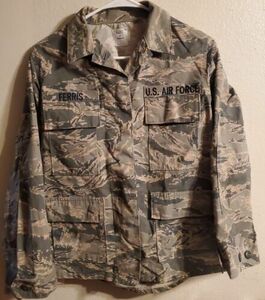 Women’s US Air Force Camouflage Utility Field Shirt Jacket Sz 4S With Patches 海外 即決