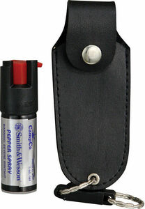 Smith & Wesson Pepper Spray ORMD Holster Unit. 3 1/4" overall. Black leather hol 海外 即決