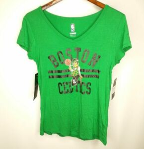 Boston Celtics NBA UNK Women’s SzM Green Short Sleeve V-Neck T-Shirt NWT 海外 即決