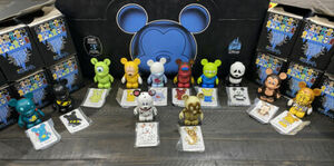 NEW DISNEY 3" VINYLMATION PARK #2 SERIES COMPLETE SET OF 12 FIGURES PONGO CHASER 海外 即決