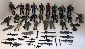 Lot Of 25 Hasbro GI Joe / Cobra Chap Mei 3.75" Action Figures. Firearms As Seen 海外 即決