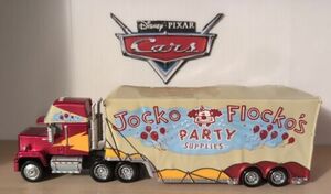 DISNEY PIXAR CARS JOCKO FLOCKO'S PARTY SUPPLIES HAULER RUSTEZE RACING CENTER A++ 海外 即決