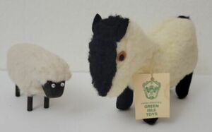 Vintage Irish Sheep Toys Pair Green Isle Toys Fiillipini Sisters 海外 即決