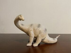 Apatosaurus Dinosaur 7” Long Plastic Toy (Made In China) TM04-0511 - [Pre-Owned] 海外 即決