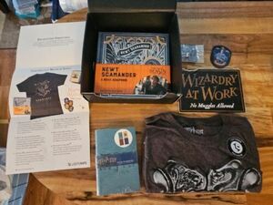 J.K. Rowlings Wizarding World -Harry Potter Rare Loot Crate Box NEW SIZE LARGE 海外 即決