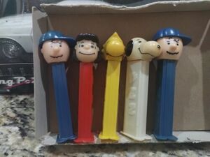 VINTAGE PEANUTS PEZ LUCY SNOOPY CHARLIE WOODSTOCK CANDY DISPENSERS (5) 海外 即決