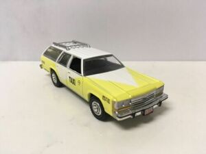 1988 88 Ford LTD Crown Victoria Taxi Wagon Collectible 1/64 Scale Diecast Model 海外 即決
