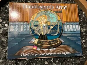 Luna Lovegood Pin Dumbledore’s Army Snowglobe Loony Harry Potter Hogwarts 海外 即決
