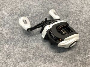 Abu Garcia Max Pro Max4Pro 8 Bearings 7.1:1 Gear Ratio White/Black 海外 即決