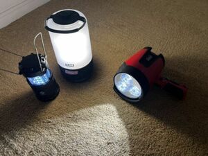 Coleman 4D CPX 6 LED Spotlight, Coleman Lamp w/Bluetooth Speaker, & Mini Lantern 海外 即決