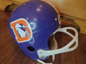 Vtg Denver Broncos Hutch Football Helmet Toy Old Logo Decoration Not For Contact 海外 即決