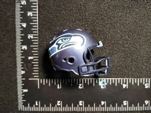 NFL Mini Riddell Helmet - Seattle Seahawks 海外 即決