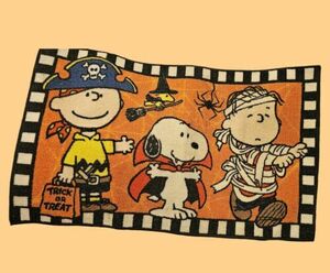 Peanuts - Snoopy Charlie Brown Halloween Small Rug 海外 即決