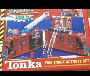 RARE Vintage TONKA Action World Fire Truck Activity Set **Damaged Box 海外 即決