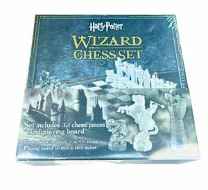 The Collection -Harry Potter Wizard Chess Set ( 32 Pieces & Playing Board) New 海外 即決