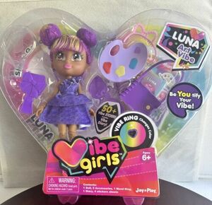 Vibe Girls Luna Art Vibe Doll With Ring, 50+ Stickers, & Diary Jay Play New! D5 海外 即決